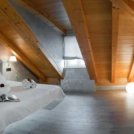 Luna 3* Трогир