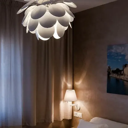 בית הארחה Luna 3*