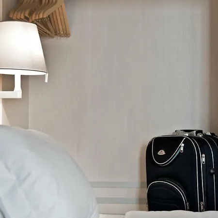 Luna 3* 트로기르